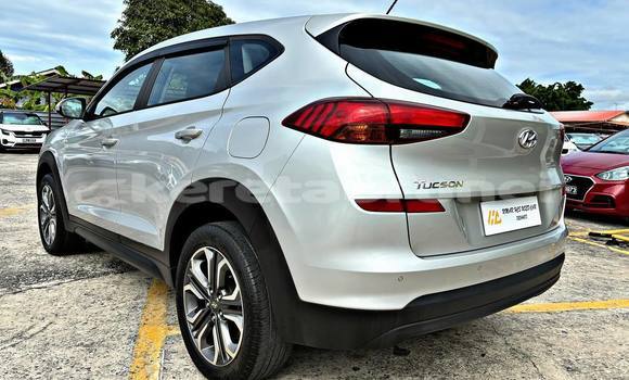 Buy Used Hyundai Tucson White Car in Bandar Seri Begawan in Brunei-Muara Buy Used Hyundai Tucson White Car in Bandar Seri Begawan in Brunei-Muara