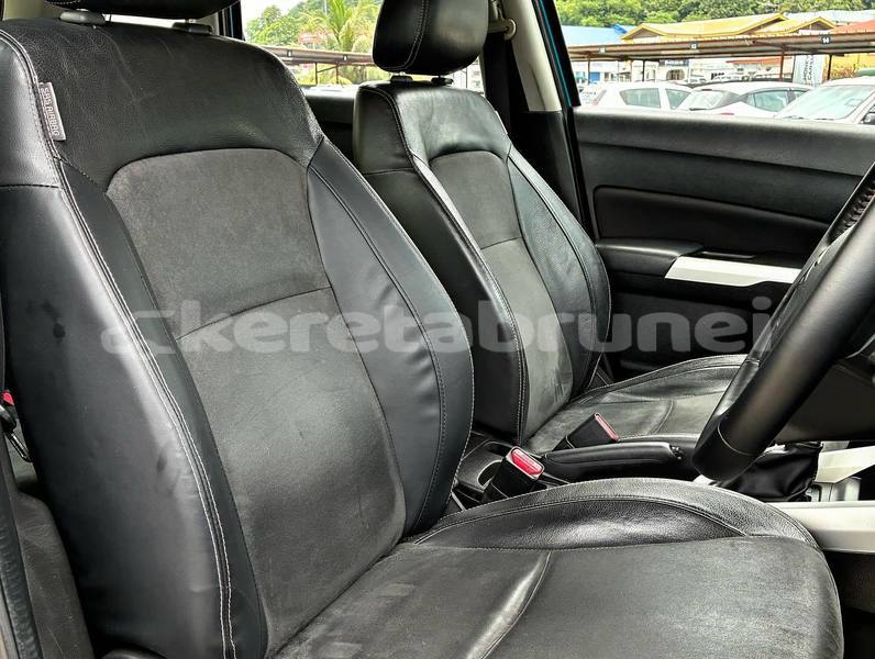 Big with watermark suzuki vitara brunei muara bandar seri begawan 7627