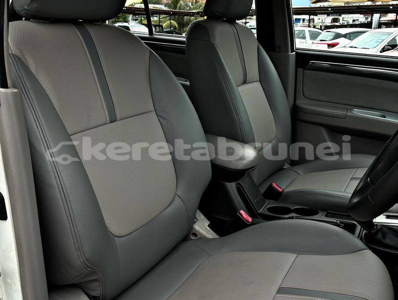 Big with watermark mitsubishi pajero brunei muara bandar seri begawan 7628