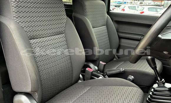 Buy Used Suzuki Jimny Green Car in Bandar Seri Begawan in Brunei-Muara Buy Used Suzuki Jimny Green Car in Bandar Seri Begawan in Brunei-Muara