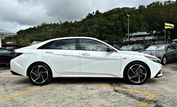 Buy Used Hyundai Elantra White Car in Bandar Seri Begawan in Brunei-Muara Buy Used Hyundai Elantra White Car in Bandar Seri Begawan in Brunei-Muara
