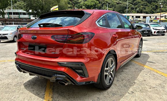 Buy Used Kia Cerato Red Car in Bandar Seri Begawan in Brunei-Muara Buy Used Kia Cerato Red Car in Bandar Seri Begawan in Brunei-Muara