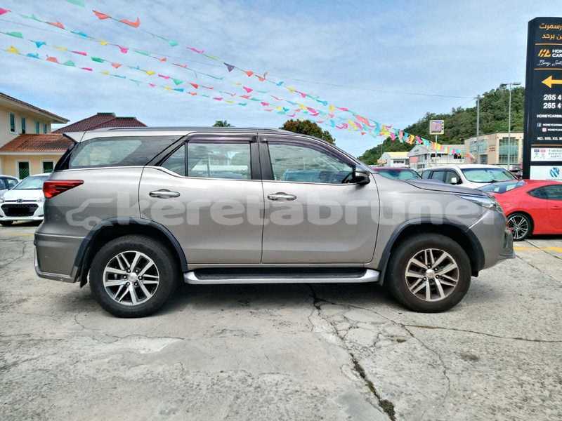 Big with watermark toyota fortuner brunei muara bandar seri begawan 7648