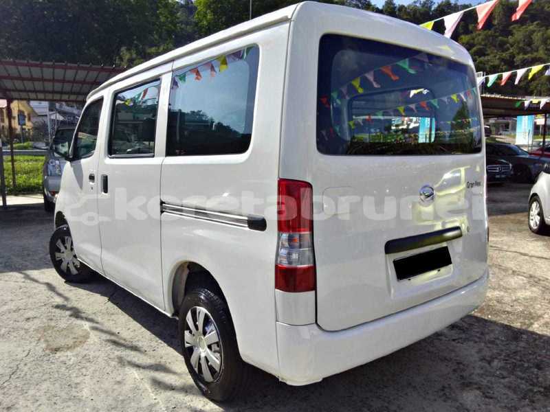 Big with watermark daihatsu gran move brunei muara bandar seri begawan 7649