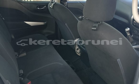 Buy Used Nissan Navara White Car in Bandar Seri Begawan in Brunei-Muara Buy Used Nissan Navara White Car in Bandar Seri Begawan in Brunei-Muara