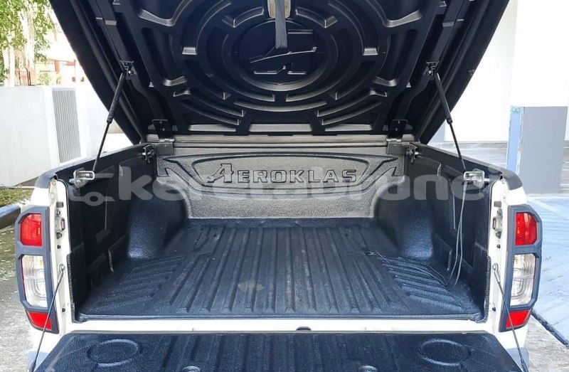 Big with watermark nissan navara brunei muara bandar seri begawan 7665