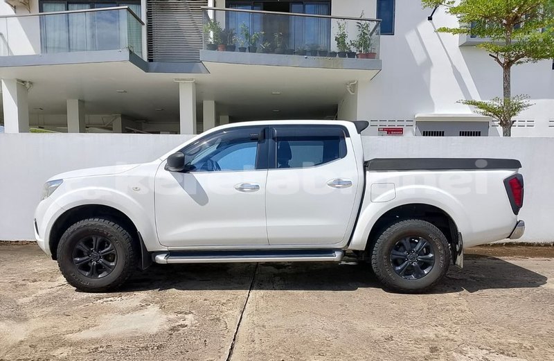 Big with watermark nissan navara brunei muara bandar seri begawan 7665