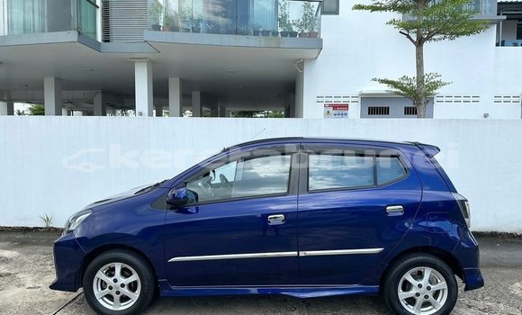 Buy Used Toyota Vigo Blue Car in Bandar Seri Begawan in Brunei-Muara Buy Used Toyota Vigo Blue Car in Bandar Seri Begawan in Brunei-Muara