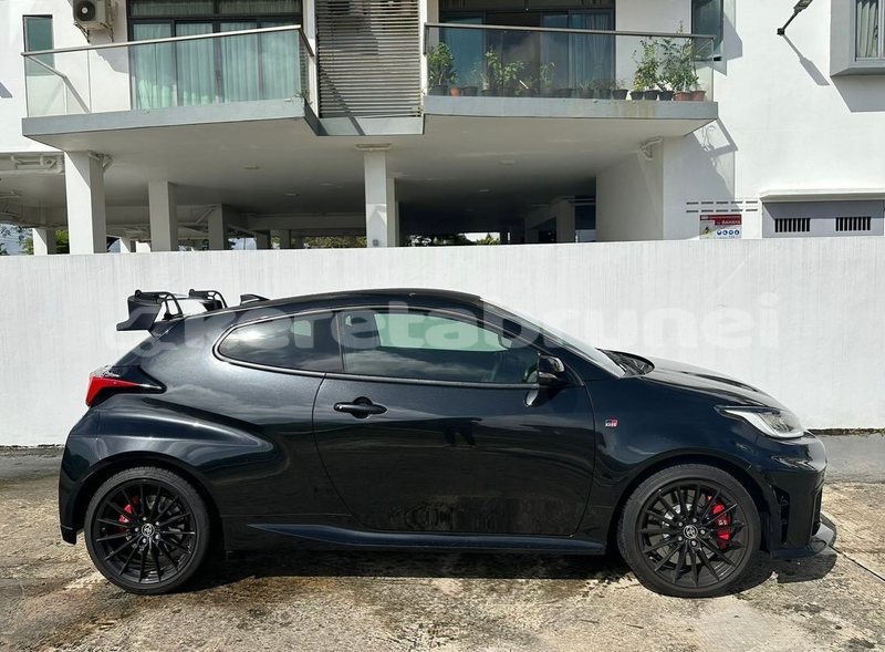 Big with watermark toyota yaris brunei muara bandar seri begawan 7669