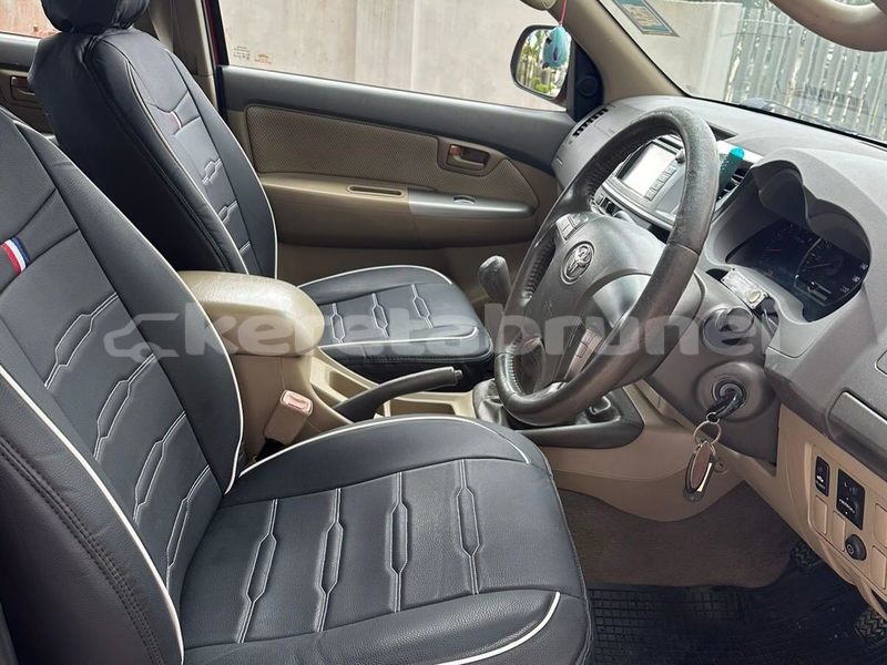 Big with watermark toyota hilux brunei muara bandar seri begawan 7671