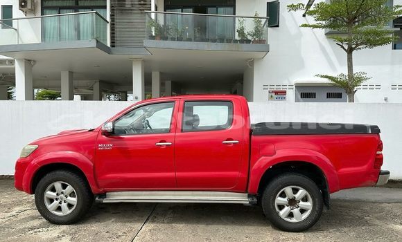 Buy Used Toyota Hilux Red Car in Bandar Seri Begawan in Brunei-Muara Buy Used Toyota Hilux Red Car in Bandar Seri Begawan in Brunei-Muara