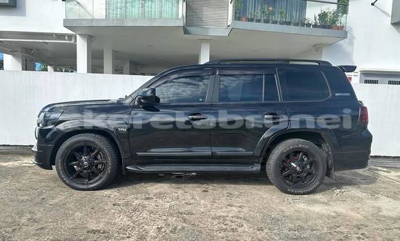Buy Used Toyota Land Cruiser Black Car in Bandar Seri Begawan in Brunei-Muara Buy Used Toyota Land Cruiser Black Car in Bandar Seri Begawan in Brunei-Muara