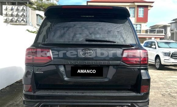 Buy Used Toyota Land Cruiser Black Car in Bandar Seri Begawan in Brunei-Muara Buy Used Toyota Land Cruiser Black Car in Bandar Seri Begawan in Brunei-Muara