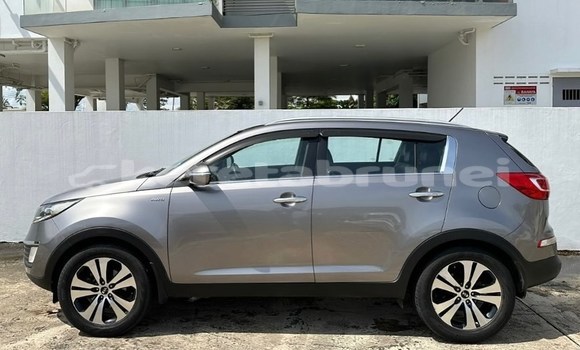 Buy Used Kia Sportage Other Car in Bandar Seri Begawan in Brunei-Muara Buy Used Kia Sportage Other Car in Bandar Seri Begawan in Brunei-Muara