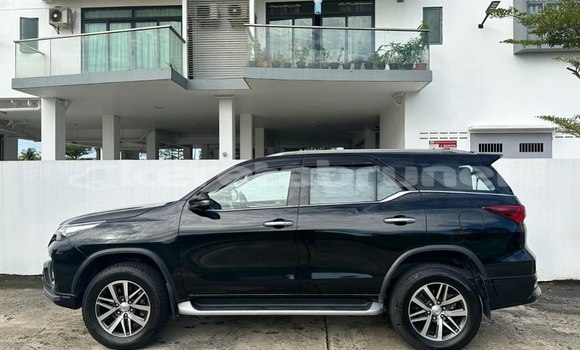 Buy Used Toyota Fortuner Black Car in Bandar Seri Begawan in Brunei-Muara Buy Used Toyota Fortuner Black Car in Bandar Seri Begawan in Brunei-Muara