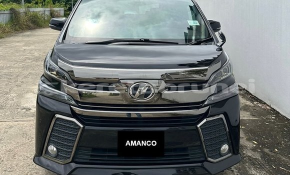 Buy Used Toyota Vellfire Black Car in Bandar Seri Begawan in Brunei-Muara