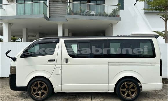 Buy Used Toyota Hiace White Car in Bandar Seri Begawan in Brunei-Muara Buy Used Toyota Hiace White Car in Bandar Seri Begawan in Brunei-Muara