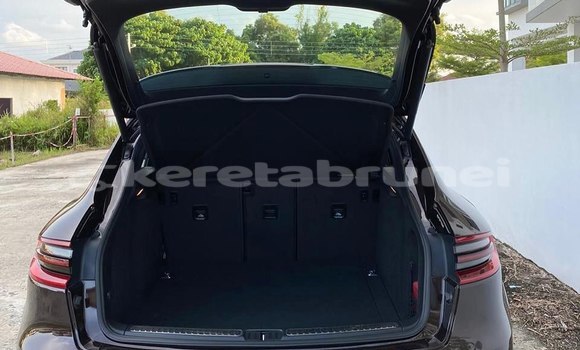 Buy Used Porsche Macan Black Car in Bandar Seri Begawan in Brunei-Muara Buy Used Porsche Macan Black Car in Bandar Seri Begawan in Brunei-Muara