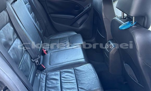 Buy Used Volkswagen Golf Black Car in Bandar Seri Begawan in Brunei-Muara Buy Used Volkswagen Golf Black Car in Bandar Seri Begawan in Brunei-Muara