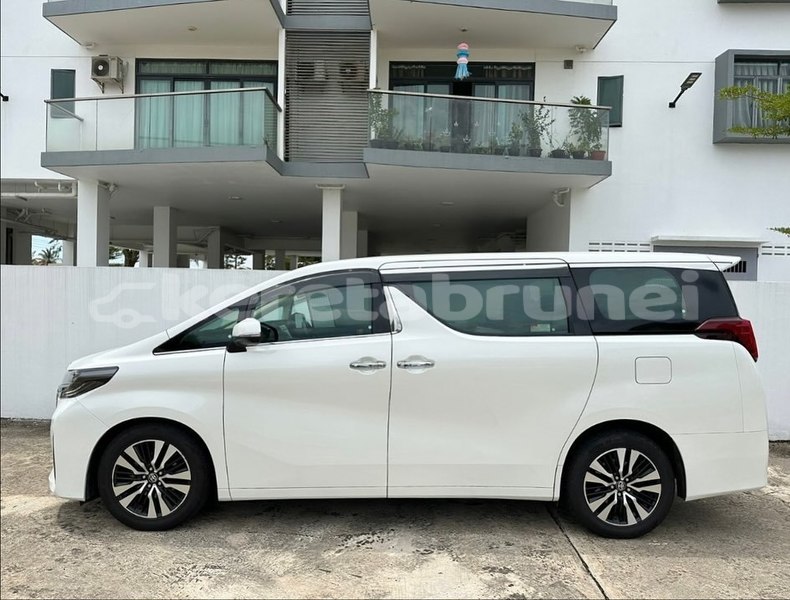 Big with watermark toyota alphard brunei muara bandar seri begawan 7697