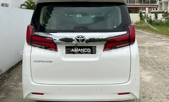 Buy Used Toyota Alphard White Car in Bandar Seri Begawan in Brunei-Muara Buy Used Toyota Alphard White Car in Bandar Seri Begawan in Brunei-Muara