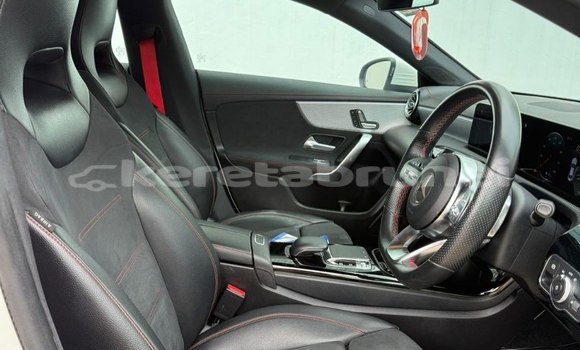 Buy Used Mercedes-Benz CLA-klasse White Car in Bandar Seri Begawan in Brunei-Muara Buy Used Mercedes-Benz CLA-klasse White Car in Bandar Seri Begawan in Brunei-Muara