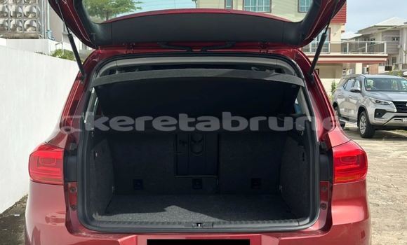 Buy Used Volkswagen Tiguan Red Car in Bandar Seri Begawan in Brunei-Muara Buy Used Volkswagen Tiguan Red Car in Bandar Seri Begawan in Brunei-Muara