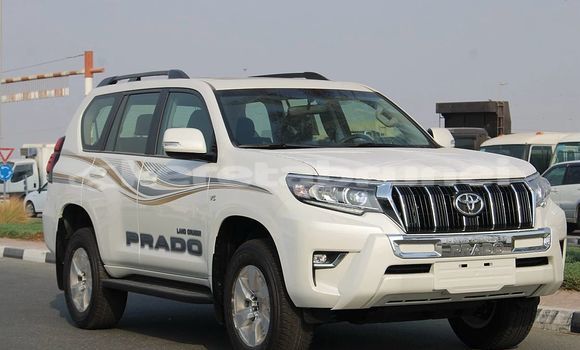 Buy Used Toyota Land Cruiser Prado White Car in Bandar Seri Begawan in Brunei-Muara Buy Used Toyota Land Cruiser Prado White Car in Bandar Seri Begawan in Brunei-Muara