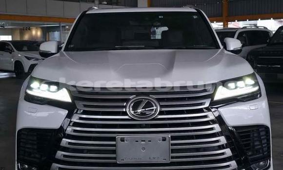 Buy Used Lexus LX White Car in Bandar Seri Begawan in Brunei-Muara Buy Used Lexus LX White Car in Bandar Seri Begawan in Brunei-Muara