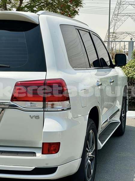 Big with watermark toyota land cruiser belait kuala belait 7714