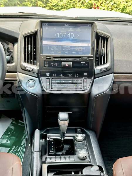 Big with watermark toyota land cruiser belait kuala belait 7714