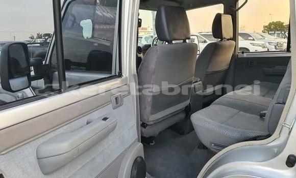 Buy Used Toyota Land Cruiser Silver Car in Seria in Belait Buy Used Toyota Land Cruiser Silver Car in Seria in Belait