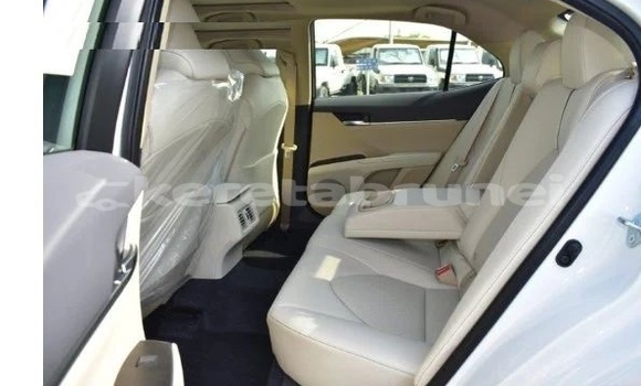 Buy Used Toyota Camry White Car in Bandar Seri Begawan in Brunei-Muara Buy Used Toyota Camry White Car in Bandar Seri Begawan in Brunei-Muara