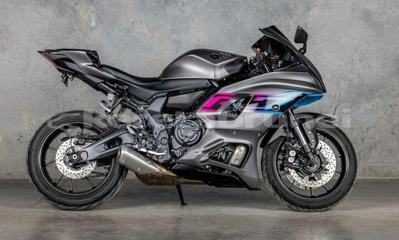 Buy Used Yamaha YZF Black Bike in Bandar Seri Begawan in Brunei-Muara