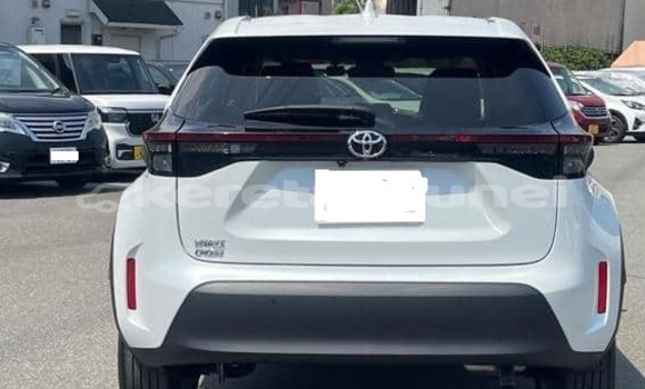 Buy Used Toyota Yaris White Car in Bandar Seri Begawan in Brunei-Muara Buy Used Toyota Yaris White Car in Bandar Seri Begawan in Brunei-Muara