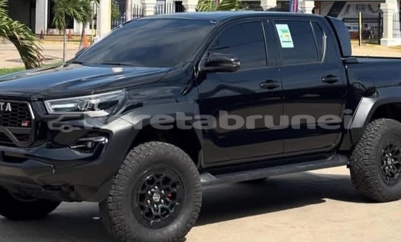 Buy Used Toyota Hilux White Car in Bandar Seri Begawan in Brunei-Muara Buy Used Toyota Hilux White Car in Bandar Seri Begawan in Brunei-Muara