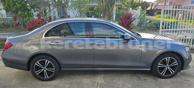 Big with watermark mercedes benz 300 series brunei muara bandar seri begawan 7729