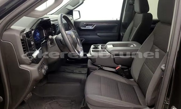 Buy Used Chevrolet Silverado Black Car in Bandar Seri Begawan in Brunei-Muara Buy Used Chevrolet Silverado Black Car in Bandar Seri Begawan in Brunei-Muara