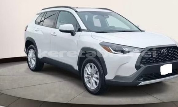 Buy Used Toyota Corolla Cross White Car in Bandar Seri Begawan in Brunei-Muara Buy Used Toyota Corolla Cross White Car in Bandar Seri Begawan in Brunei-Muara