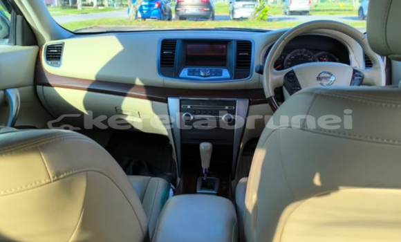 Buy Used Nissan Teana White Car in Seria in Belait Buy Used Nissan Teana White Car in Seria in Belait