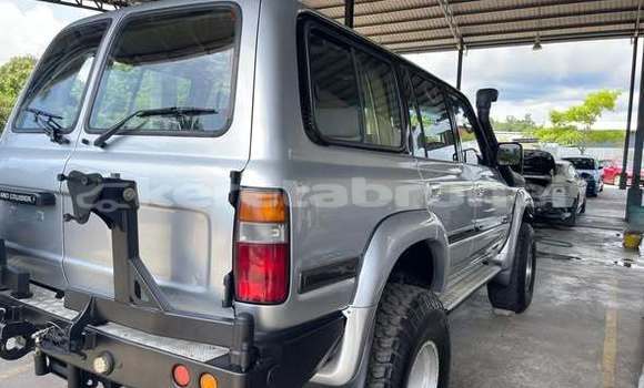 Buy Used Toyota Nadia Other Car in Bandar Seri Begawan in Brunei-Muara Buy Used Toyota Nadia Other Car in Bandar Seri Begawan in Brunei-Muara
