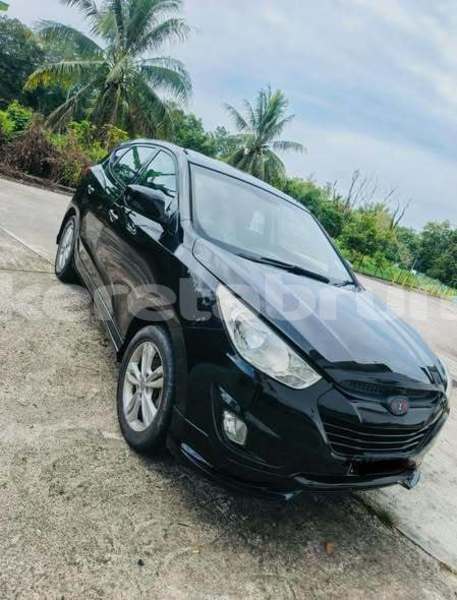 Big with watermark hyundai tucson brunei muara bandar seri begawan 7753