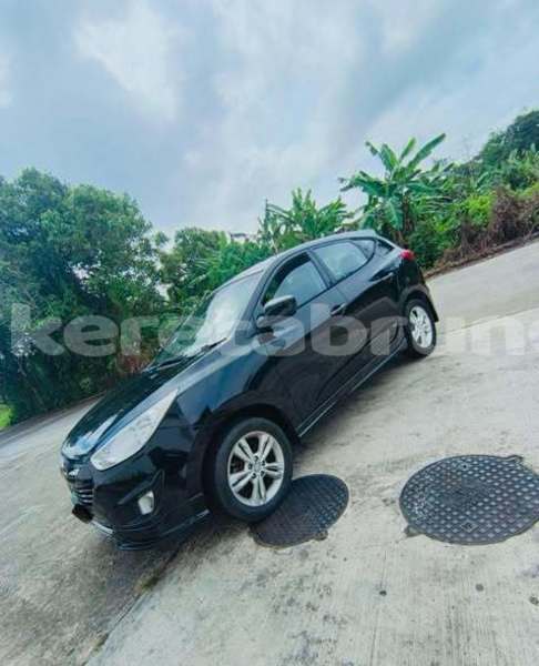 Big with watermark hyundai tucson brunei muara bandar seri begawan 7753