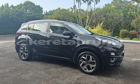 Buy Used Kia Sportage Black Car in Bandar Seri Begawan in Brunei-Muara Buy Used Kia Sportage Black Car in Bandar Seri Begawan in Brunei-Muara