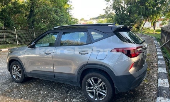 Buy Used Kia Sportage Silver Car in Bandar Seri Begawan in Brunei-Muara Buy Used Kia Sportage Silver Car in Bandar Seri Begawan in Brunei-Muara