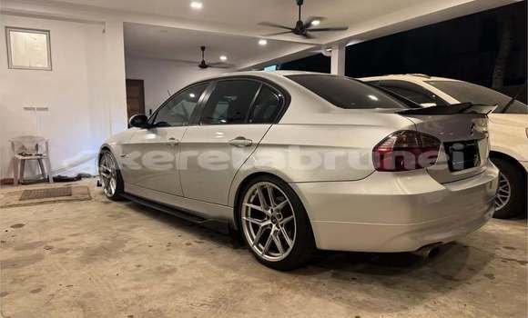 Buy Used BMW 1-Series Other Car in Bandar Seri Begawan in Brunei-Muara Buy Used BMW 1-Series Other Car in Bandar Seri Begawan in Brunei-Muara