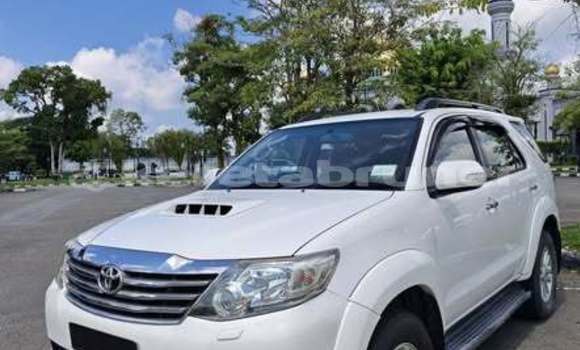 Buy Used Toyota Fortuner Other Car in Bandar Seri Begawan in Brunei-Muara Buy Used Toyota Fortuner Other Car in Bandar Seri Begawan in Brunei-Muara