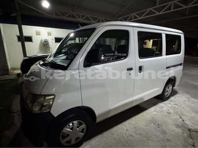 Big with watermark daihatsu gran move brunei muara bandar seri begawan 7769