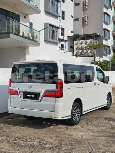 Big with watermark toyota mark x brunei muara bandar seri begawan 7773