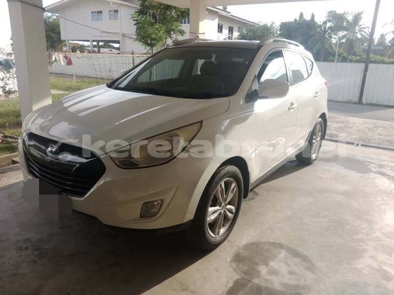 Big with watermark hyundai tucson brunei muara bandar seri begawan 7792